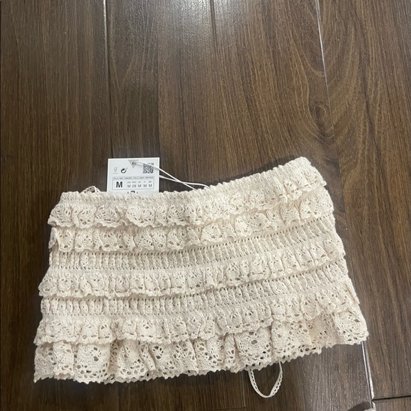Zara cream knitted shorts set - Picture 4 of 6